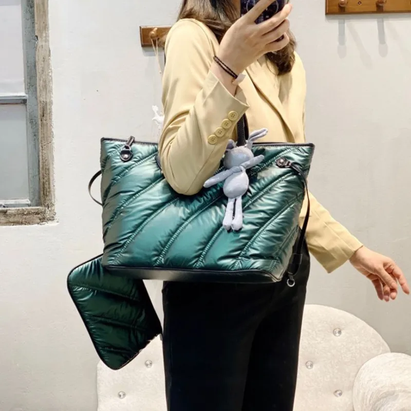 

Ladies Shoulder Bag + Wallet Large Capacity Ladies Striped Space Cushion Cotton Feather Down Bag Bucket High Quality Handbag