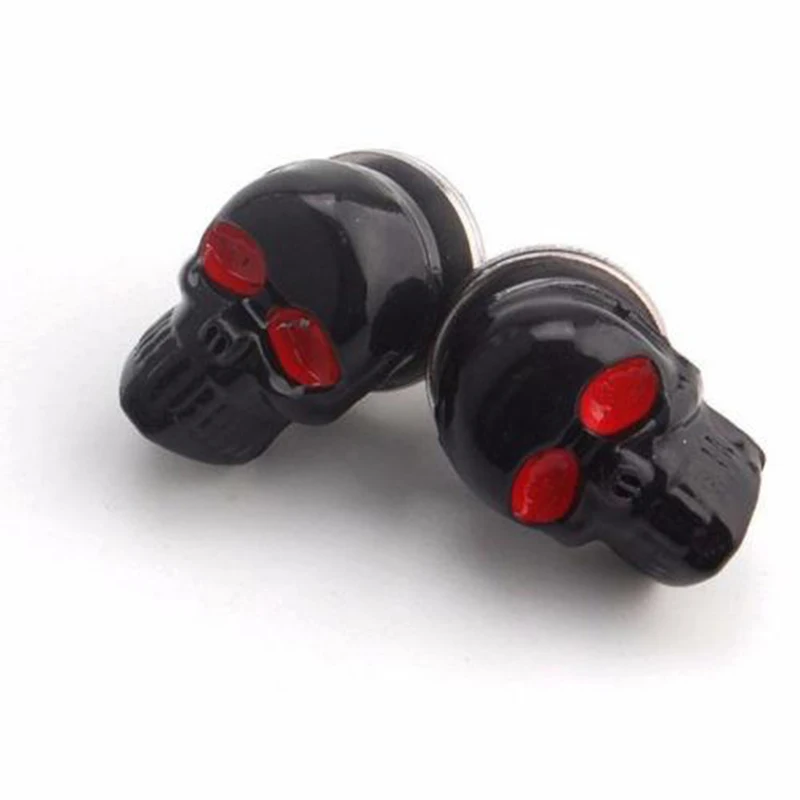 

1 Pair Skull License Plate Frame Bolts Screw Caps for Motorcycle Chopper Motorcycle Frame Bolts License Plate Frame Bolt Screws