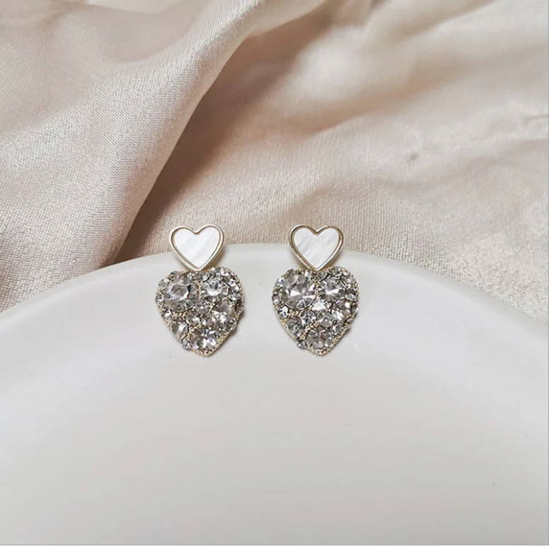 

Korea Girl Heart Love Rhinestone Dangle Drop Earrings For Women Girl Net Red Fairy Jewelry Gift