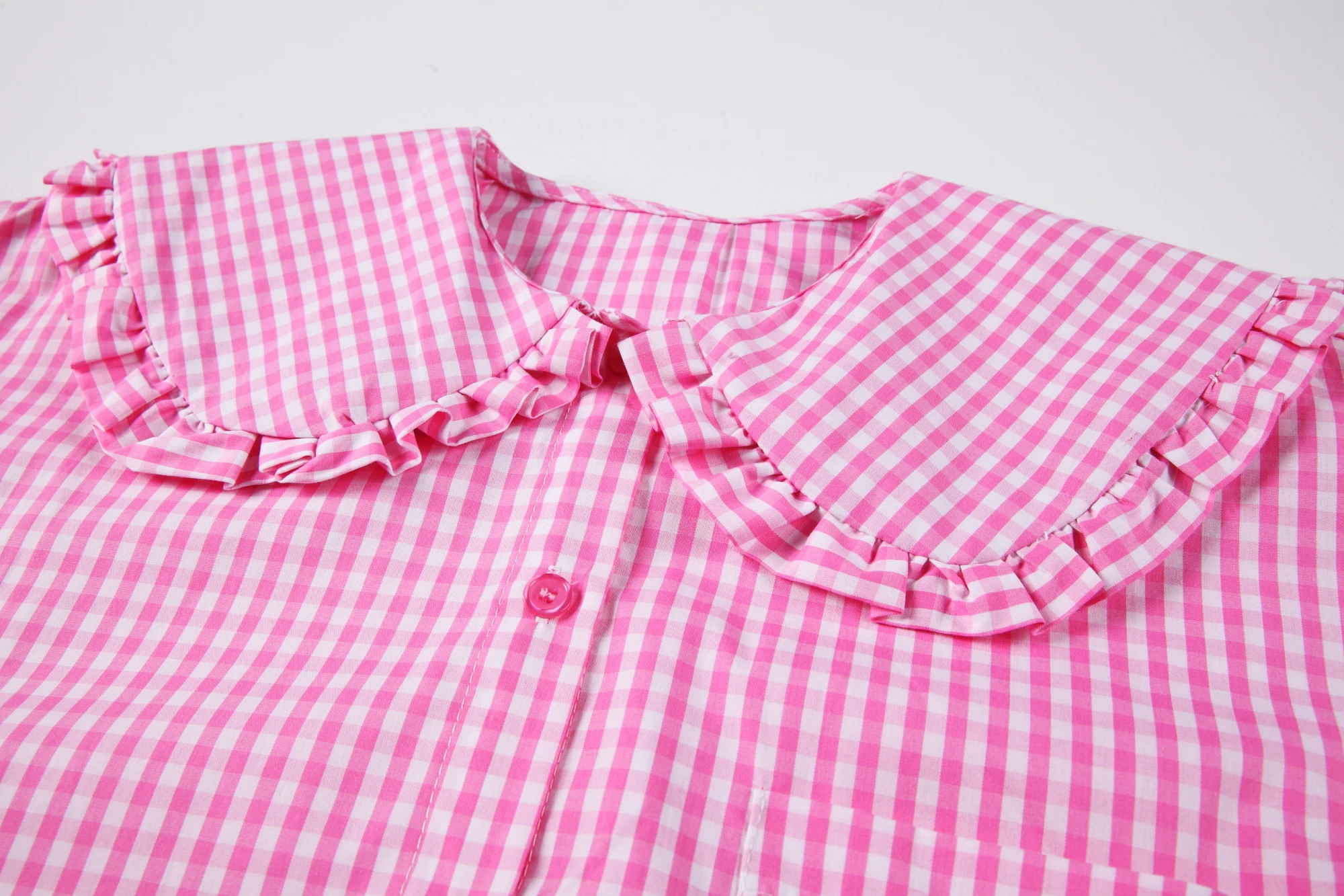 

Retro Peter Pan Collar Plaid Shirts Autumn and Winter New Full Puff Sleeve Jacket Women Blouses Z052