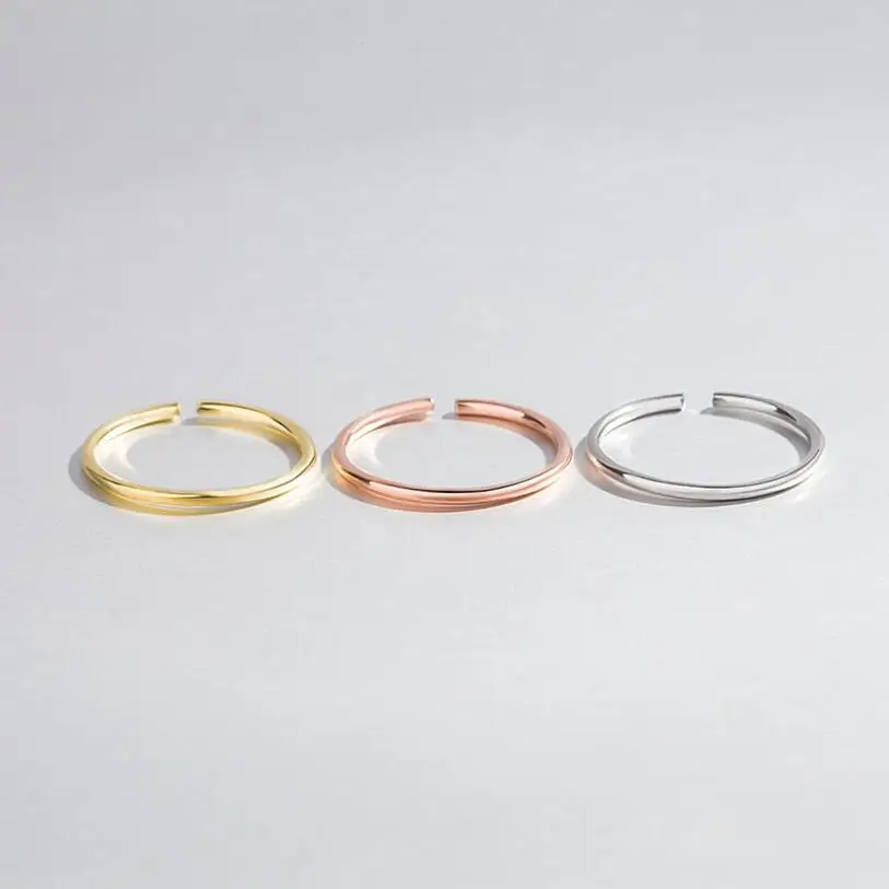 Женское тонкое кольцо из серебра 925 пробы с гладкими линиями | Украшения и