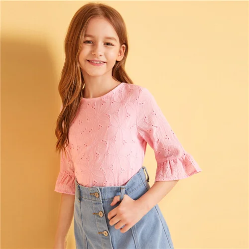 Розовый SHEIN Kiddie Ginger/однотонная кружевная блузка с рюшами и проймой для подростков г., летняя детская блузка с рукавами-бабочками на пуговицах, рубашка - Цвет: Розовый