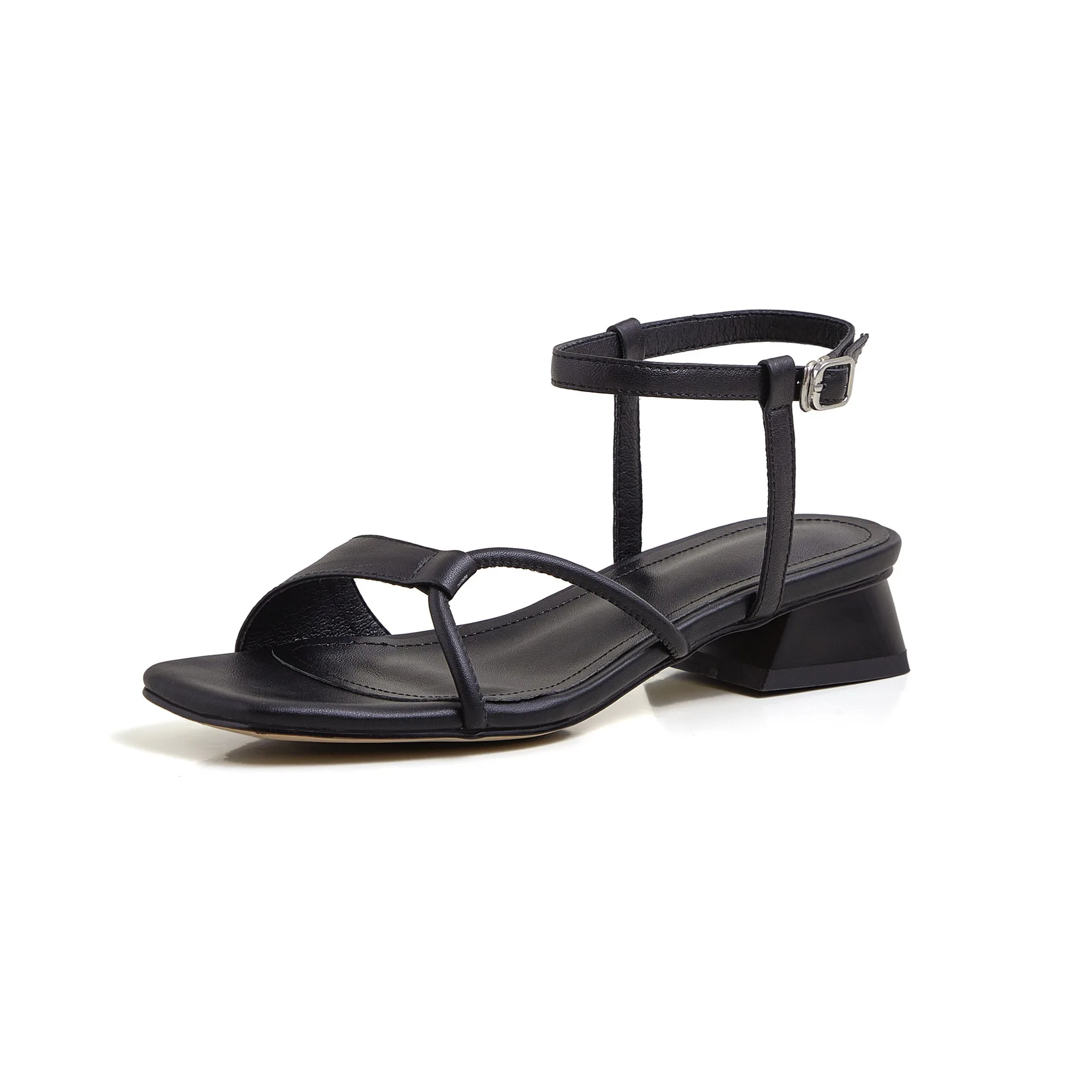 

New low-heeled cowhide sandals for women in summer 2020