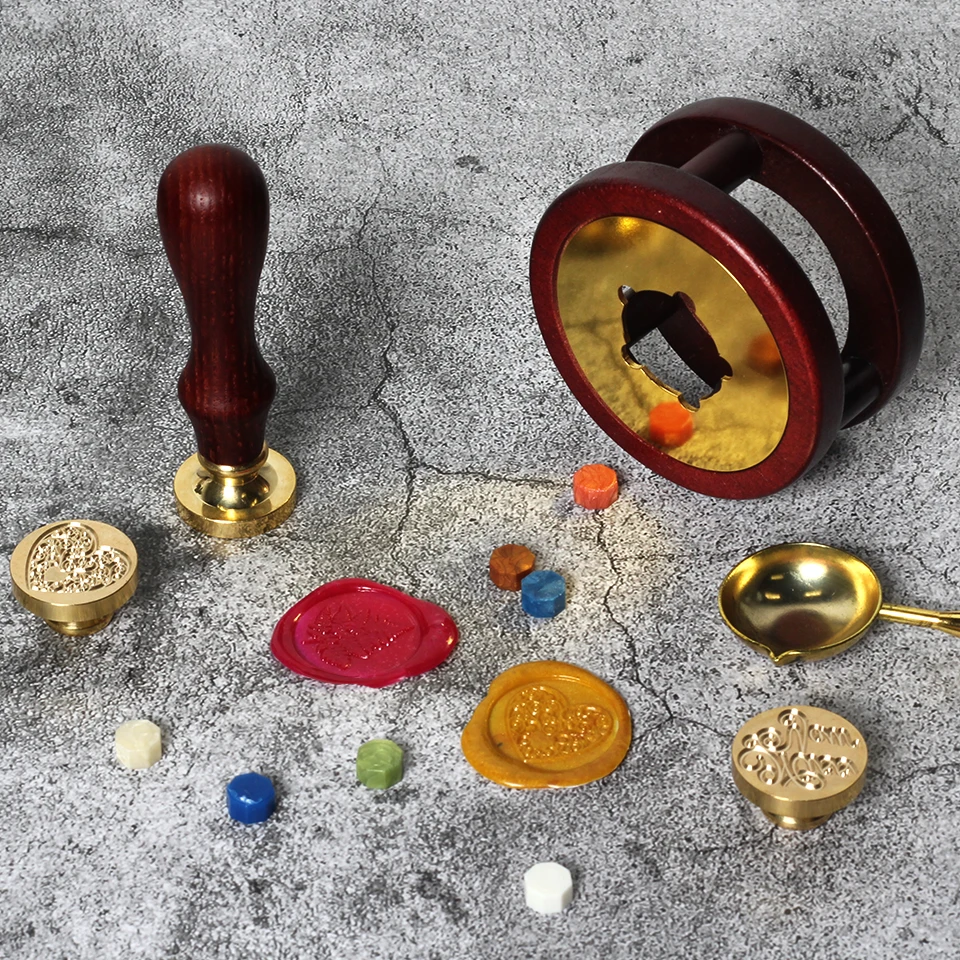 

6pcs Retro Paint Seal Diy Envelope Stamps Rose Crown Tree Ornament Classic Wedding Invitations Wax Seal Stamp for Scrapbooking