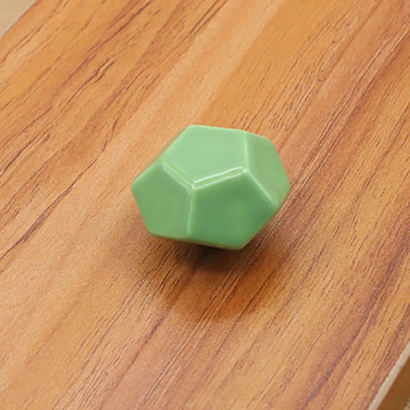 

Ceramic Single Hole Handle 2PCS European Cabinet Cartoon Black And White Pumpkin Diamond Drawer Handle JJJRY925