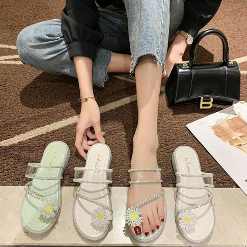 Fashion Summer Sandals The New Outside Toe Leisure Beach Shoes Solid Blingbling Wedges Slides Low 1cm-3cm Non-slip high quality