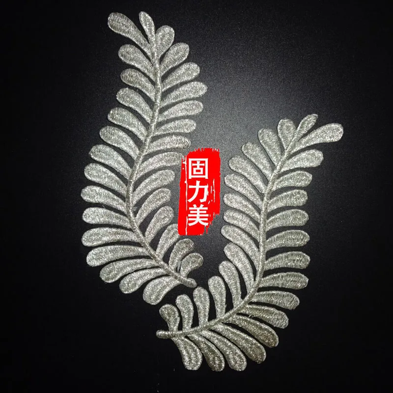 3 пары носков золотого серебряного цвета зеленый клей Утюг на палочке одежда