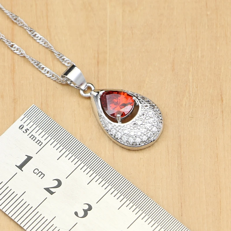 Комплект из колье и серёг серебра 925 пробы с красным фианитом | Украшения