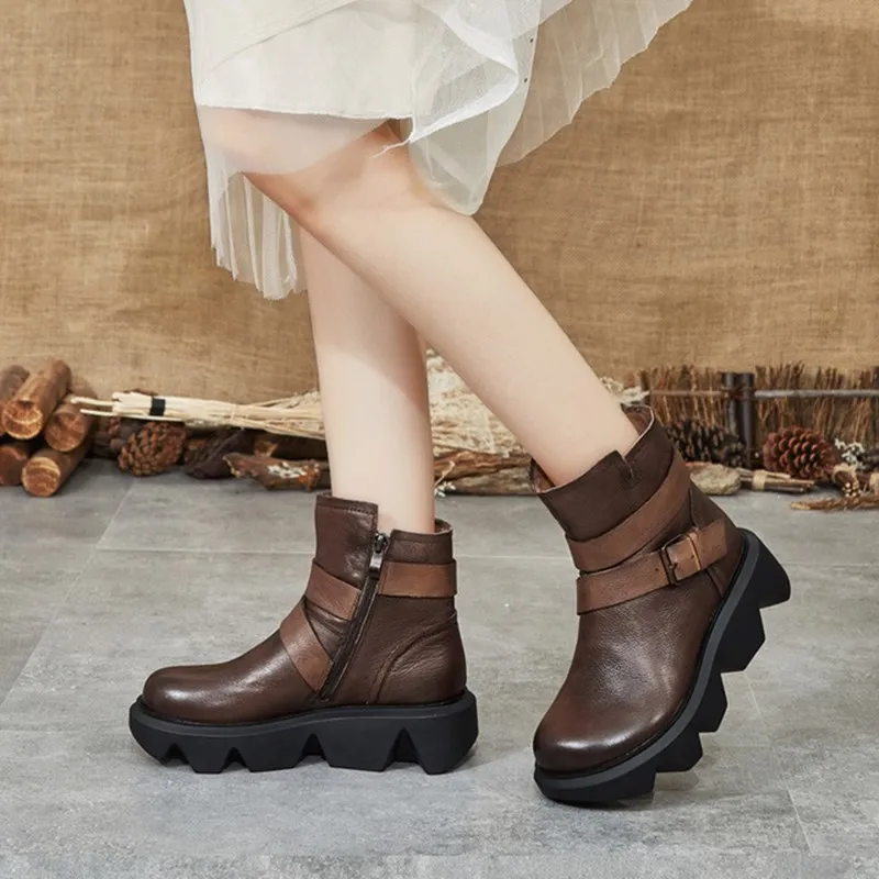 Женские кожаные ботинки на мягкой подошве удобные короткие толстой модные