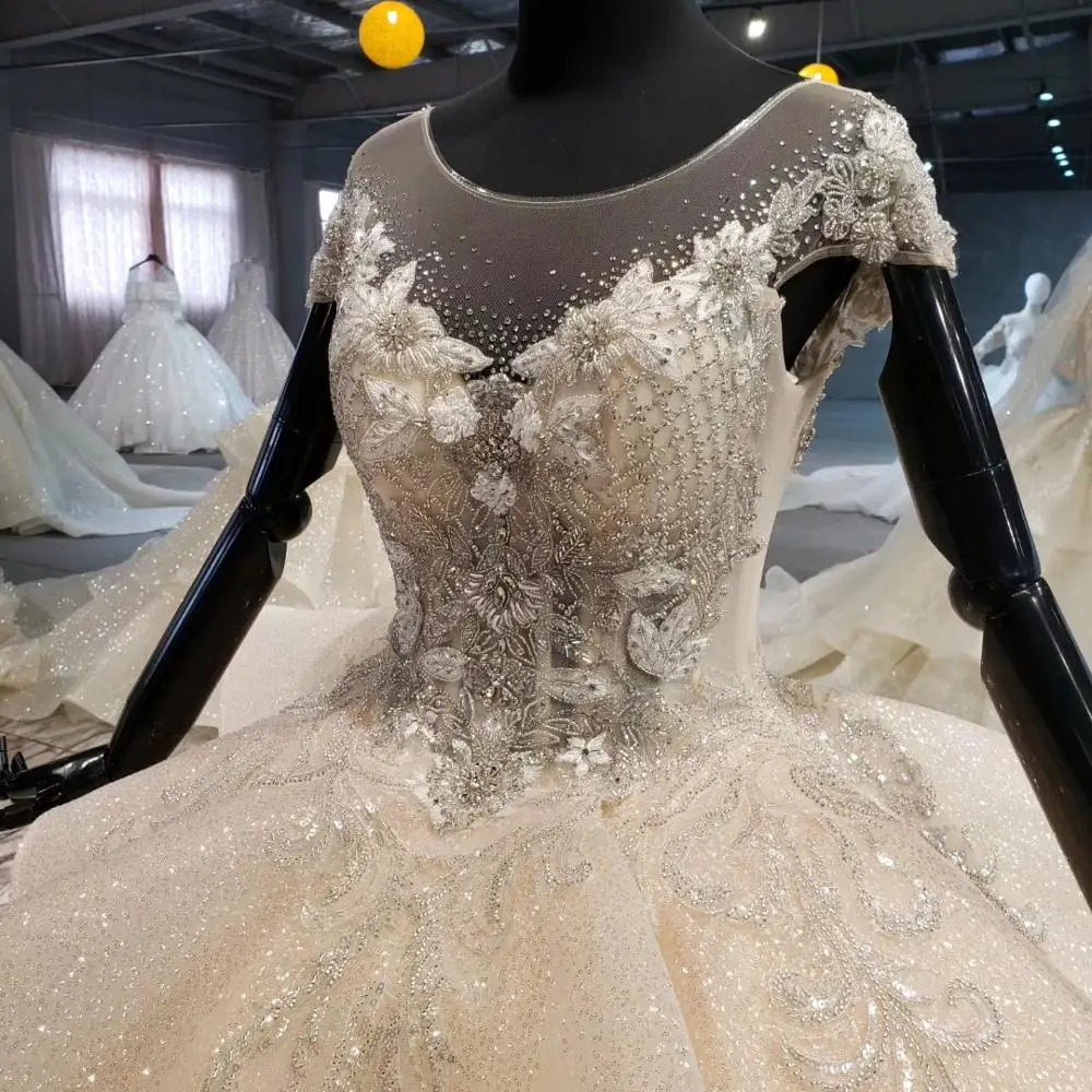 2020 New Princess Ball Gown Wedding Dress Lace For Mother O Neck Short Sleeve Flowers Waves Skirt Bride Vestido De Casamento