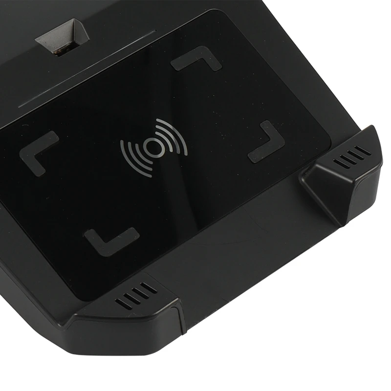 

15W Car Wireless Charger QI Phone Charger Fast Charging Case for BMW 5 6 Series G30 G38 G32 GT 2020 2021