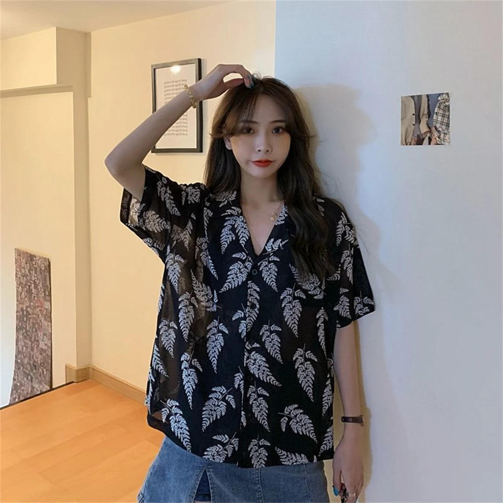 

Harajuku Shirt Vintage Short Floral Sleeved Shirt Women Summer Clothing Blouses Women Casual Black Shirt Korean Style Loose