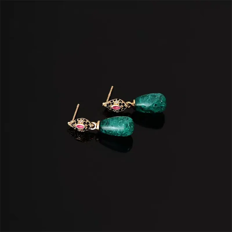 

Statement Earrings For Women Korea Movies Star Dangle Drop Earrings Fashion Green Stone Dangle Earring Brincos Wedding Jewelry