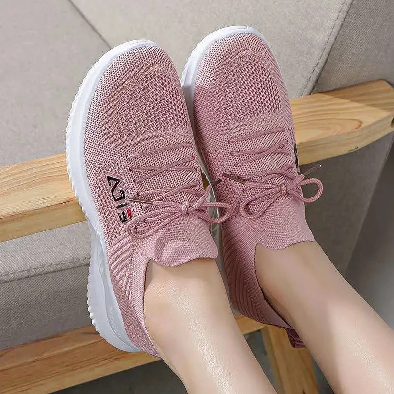 

Cute Sneakers Women 2022 Lightweigh Running Shoes ladies sports outdoor Shoes black Comfortable Breathable shoes for Trainers