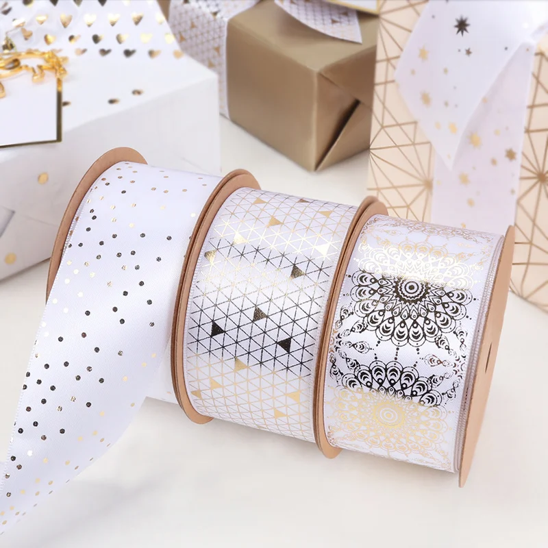 (5 ярдов/партия) 38 мм белая Золотая фольга горячее тиснение Grosgrain лента для торта