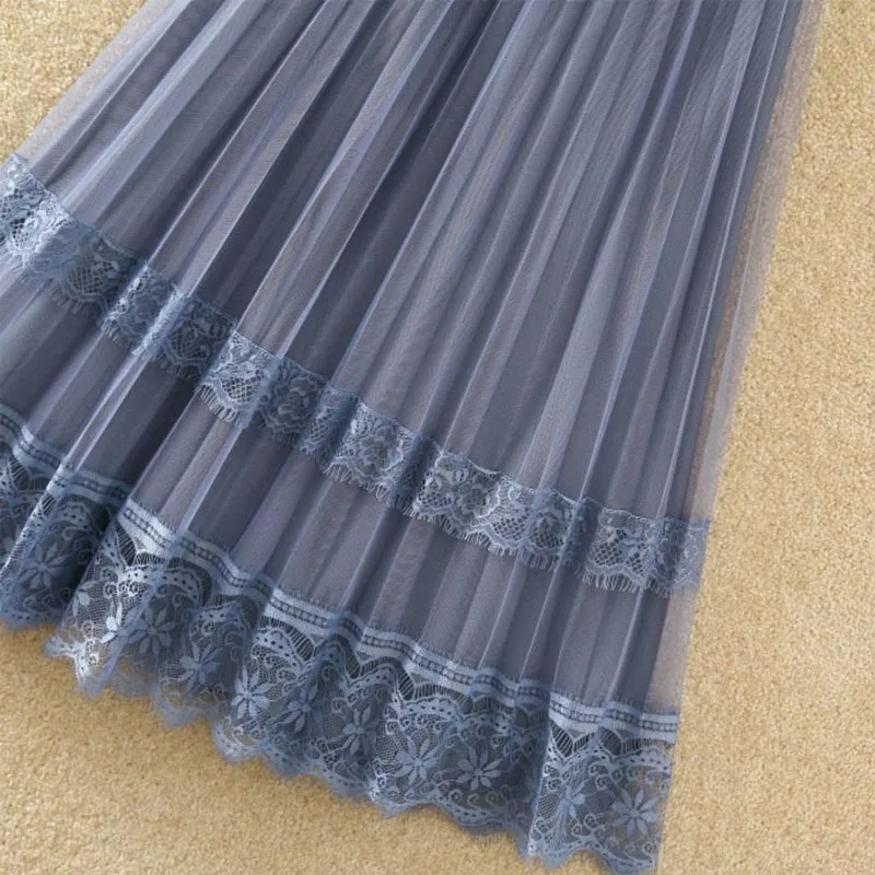Женская плиссированная юбка средней длины с высокой талией и кружевом