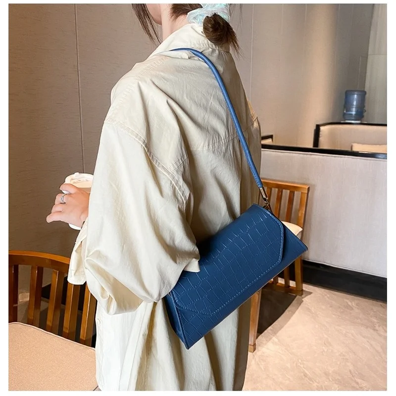 

Retro Alligator Pattern Women Baguette Handbag PU Leather Shoulder Totes Bag Female Portable Classic Clutch Underarm Purse Bag