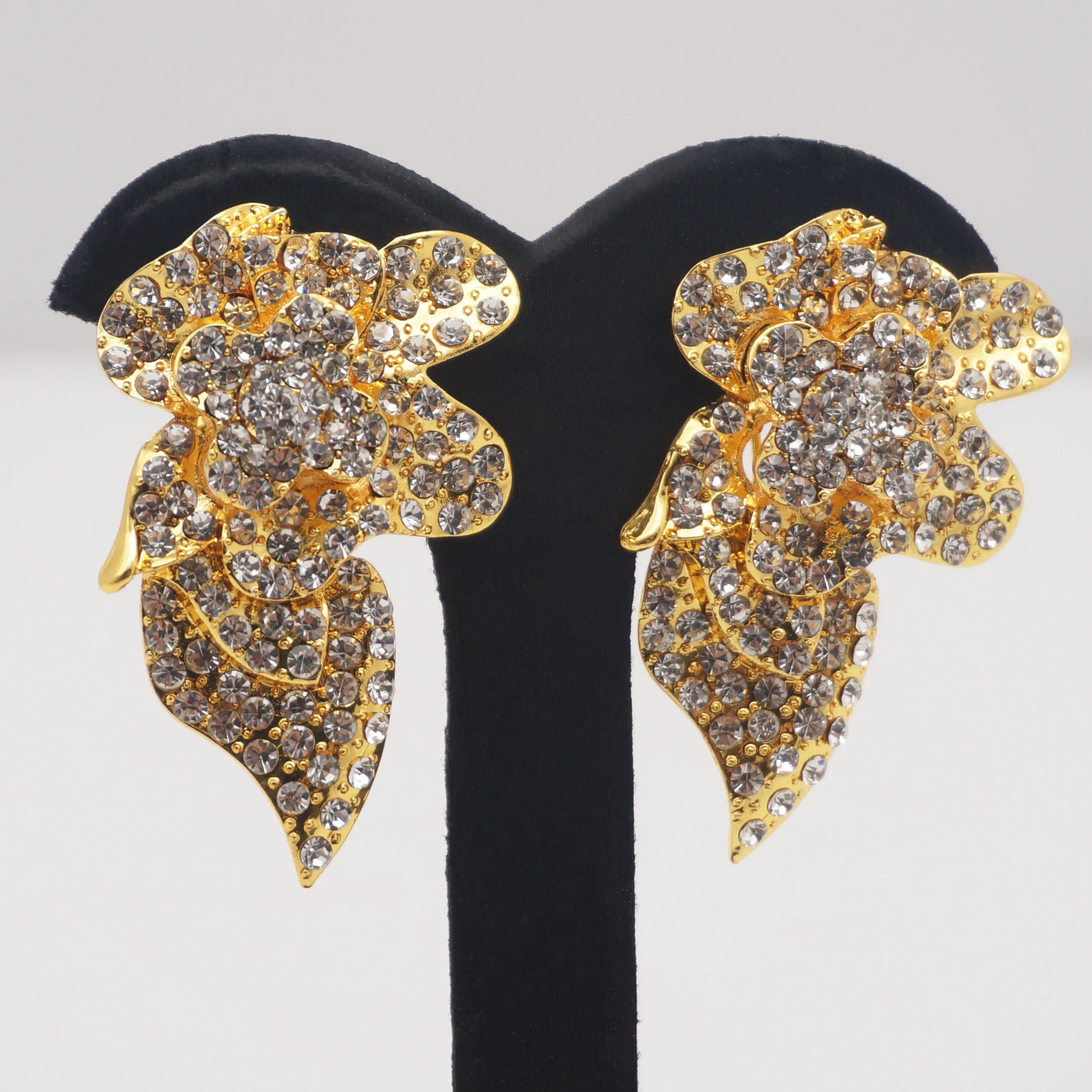 Женский комплект украшений из колье и браслета золотого в африканском