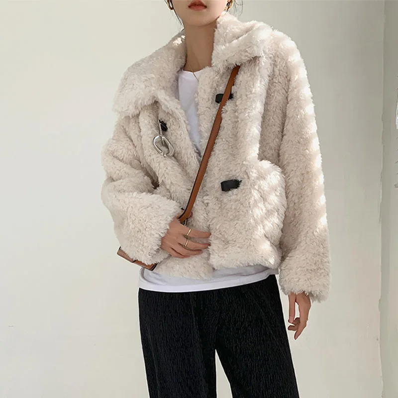

Winter Jacket Female Korean Version Of Lamb Hair 2020 New Lmitation Fur Plush Short Loose Top