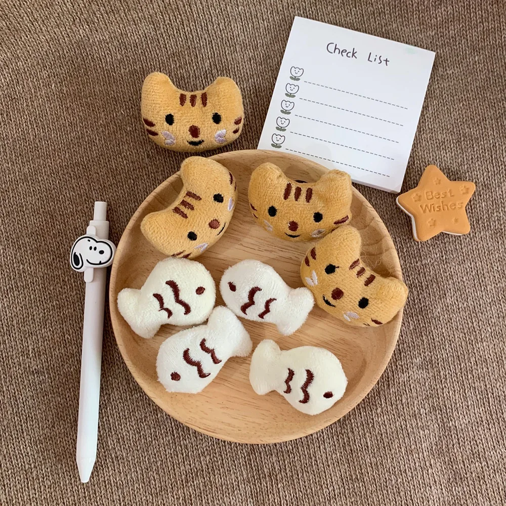 Брошь на воротник женская плюшевая с рыбой | Украшения и аксессуары