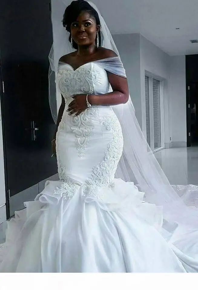 

African Mermaid Wedding Dresses Lace Appliques Lace Up Back Ruffles Skirt Sheath Bridal Dress Wedding Gowns Vestido de Novia