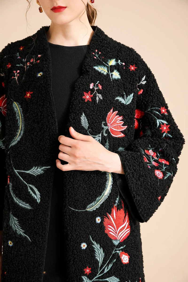 Winter Women's Runway Coat O Neck Long Sleeves Embroidery Lambwool Fashion Designer Coats Outerwear | Женская одежда