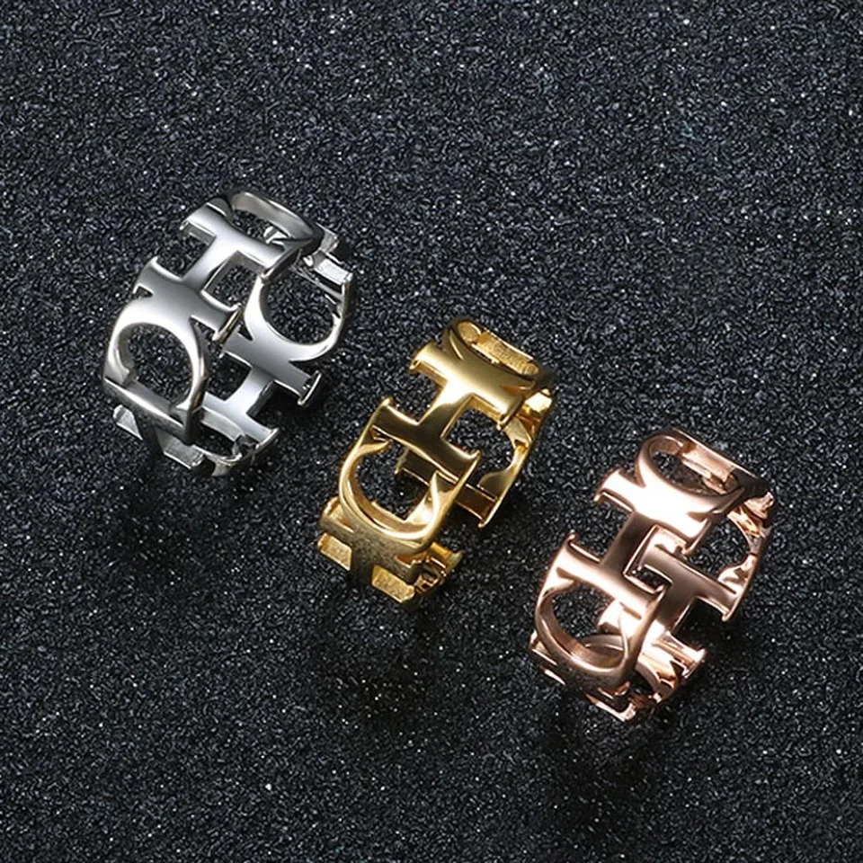 

Luxury High Quality Stainless Steel Hollowed Cut Letter CH Ring For Woman Man Unisex Wedding Lover Jewelry