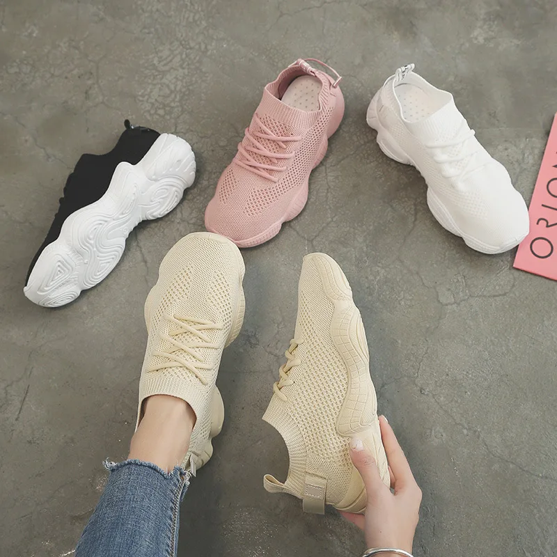 Женские сетчатые кроссовки на вулканизированной подошве белые дышащие уличные