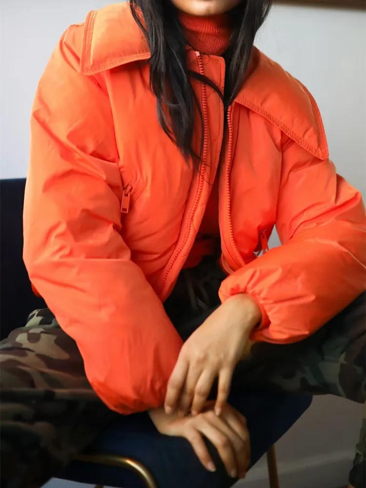 Женский пуховик на молнии оранжевые или черные простые женские - Цена: 6648.08