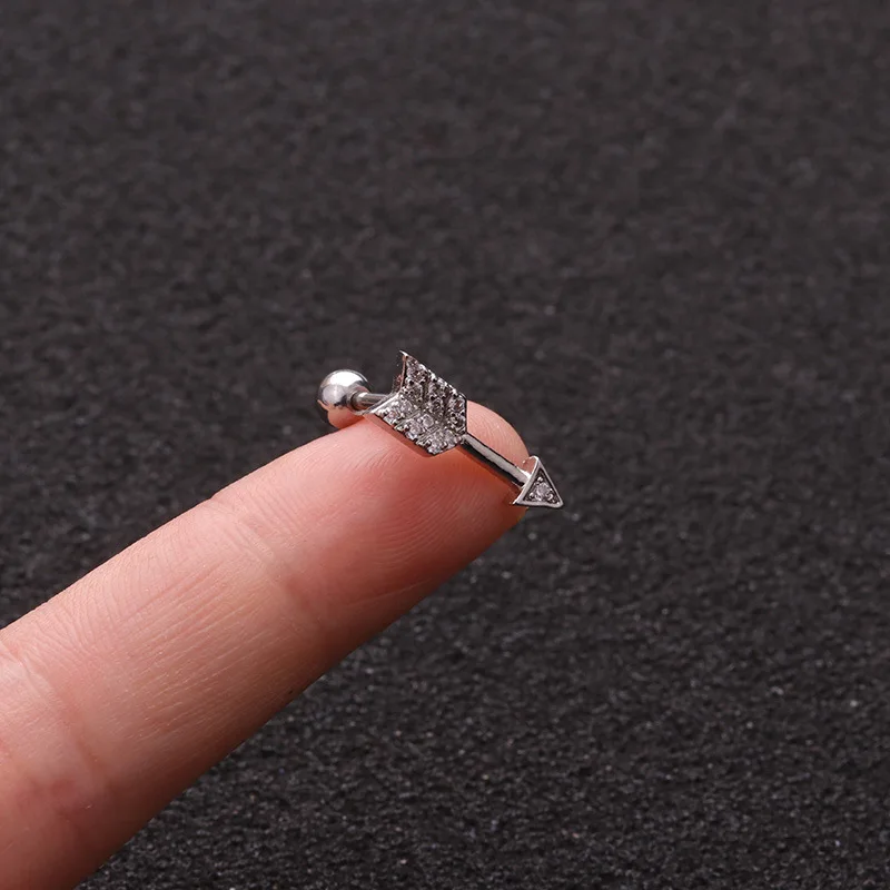 1 шт. 16 г квадратные серьги-гвоздики из нержавеющей стали с сердечком и кубическим