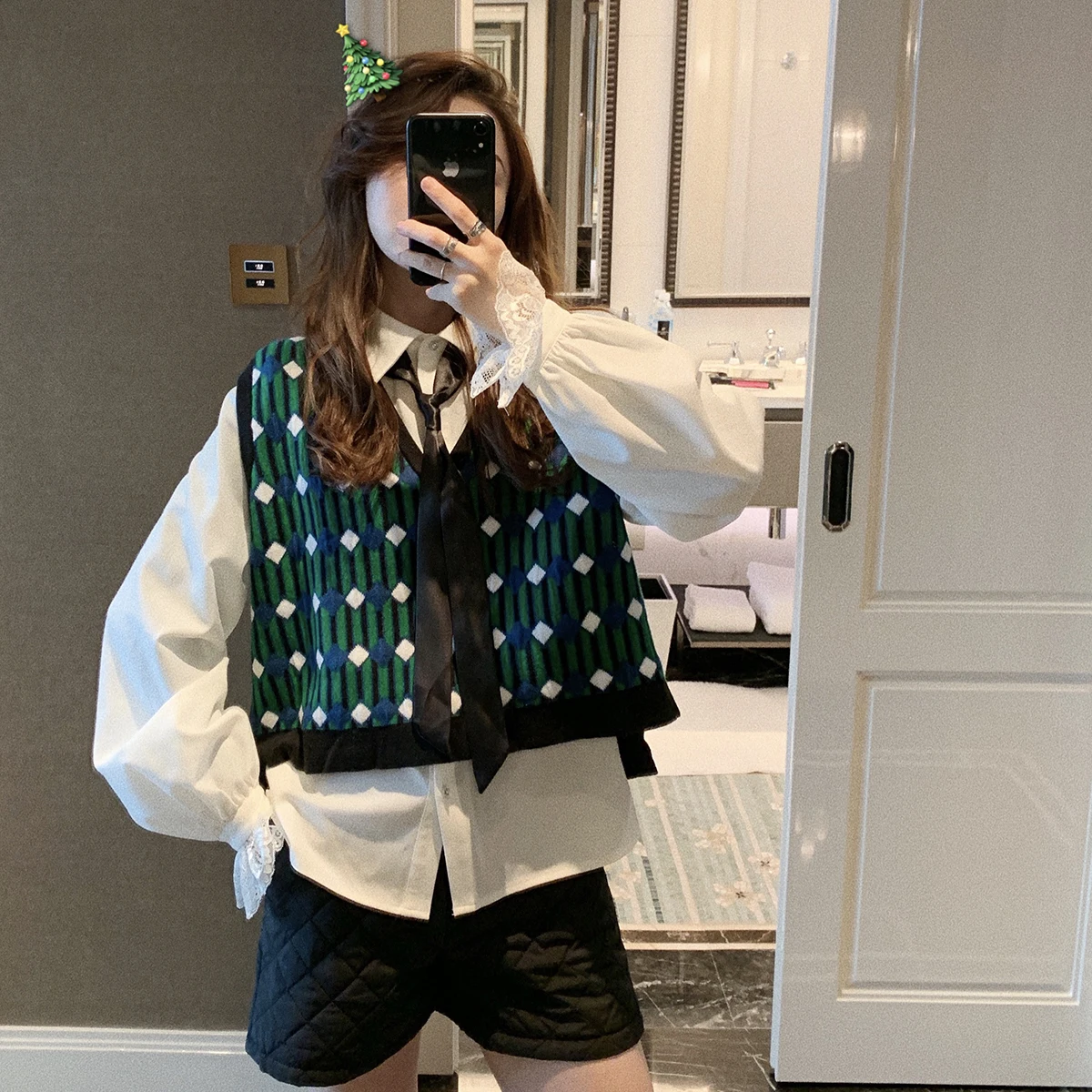 Женский вязаный свитер жилет весна 2020 корейский стиль винтажный пуловер в клетку