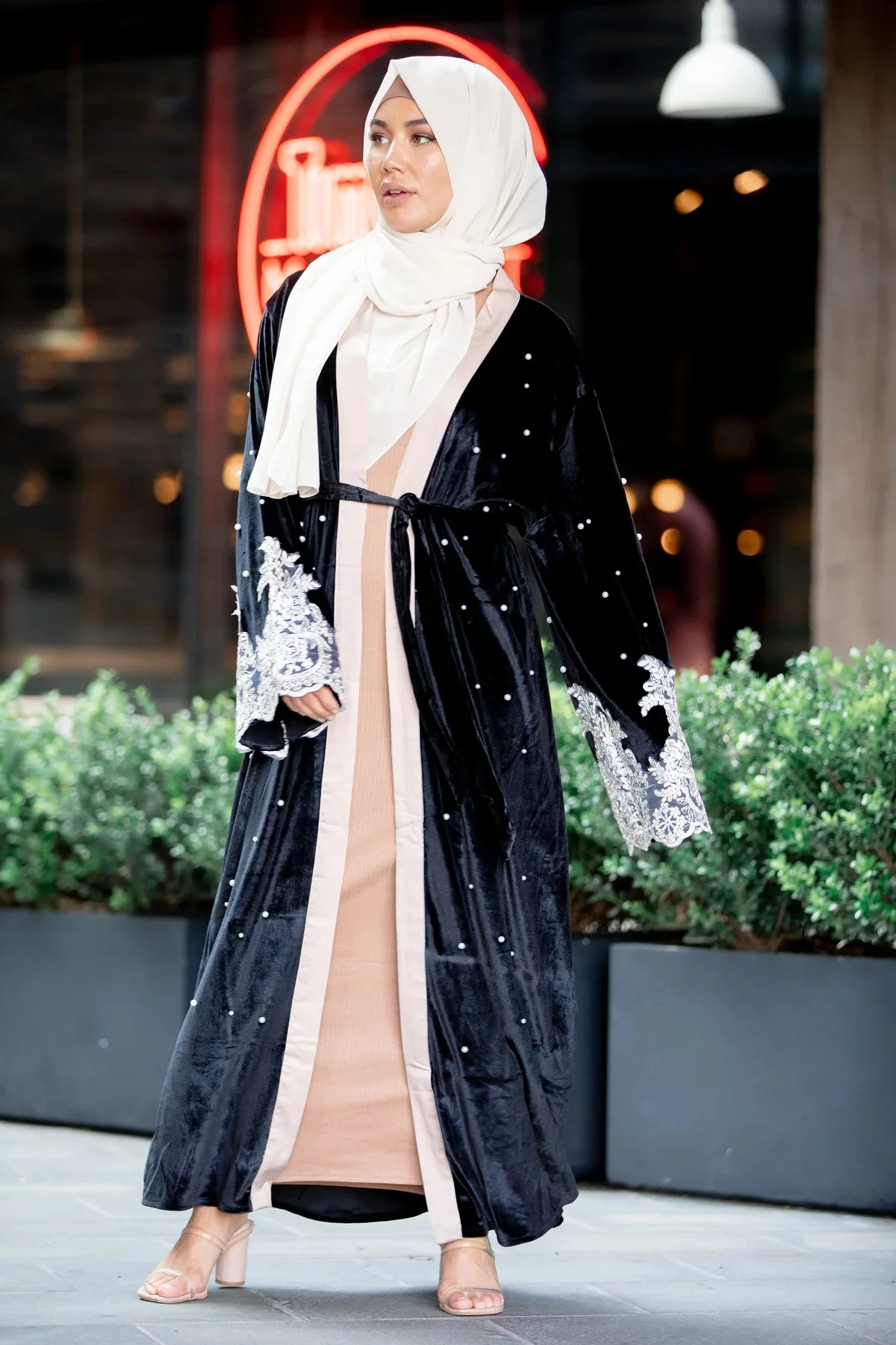 

Winter Velvet Abayas Women Muslim Dress Eid Turkey Kaftan Jubah Long Robe Hijab Vestidos Mujer Islamic Clothing Arabic Mulsuman