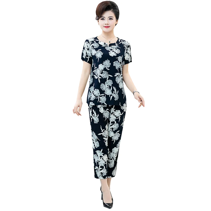 

Oversize Cotton Suit Women Summer Mother Two-Piece Suit Female Fashion Short-Sleeved print T-Shirt + Nine-Point Pants Suit Lady