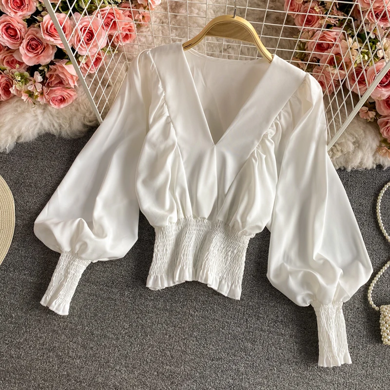 

Летний укороченный топ, однотонный белый, с V-образным вырезом, плиссированный, сексуальный клубный Топ, облегающий, с рукавами-фонариками, ...