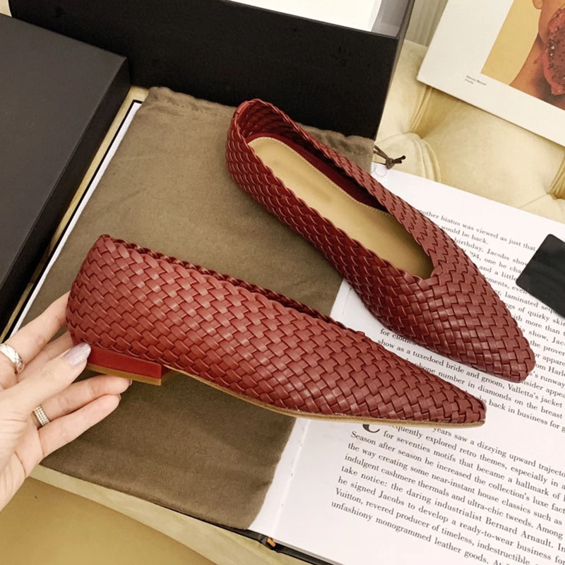

Spring flat loafers grandma Shoes Woman Hand woven spaure toe shallow mouth shoes for ladies slip on real leather lazy mullers