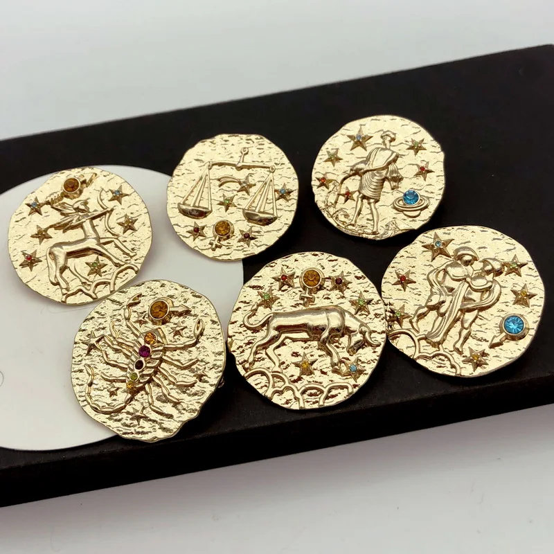 F. J4Z хит 12 броши в виде черепа винтажные Броши из сплава со знаком зодиакса