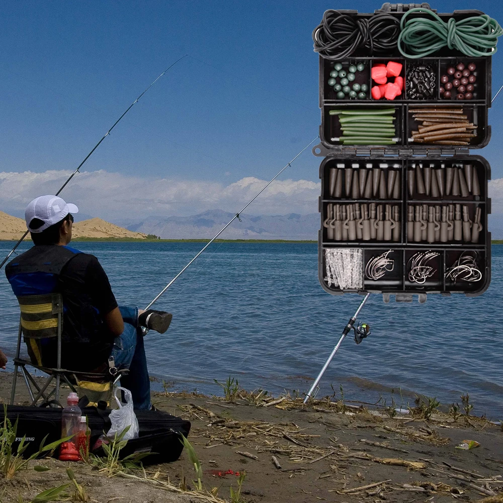 252 шт/коробка снастей для карповой рыбалки, включая защитные рукава от запутывания лески, качающиеся крючки, безопасные грузила, бисер и приманки из кукурузы.