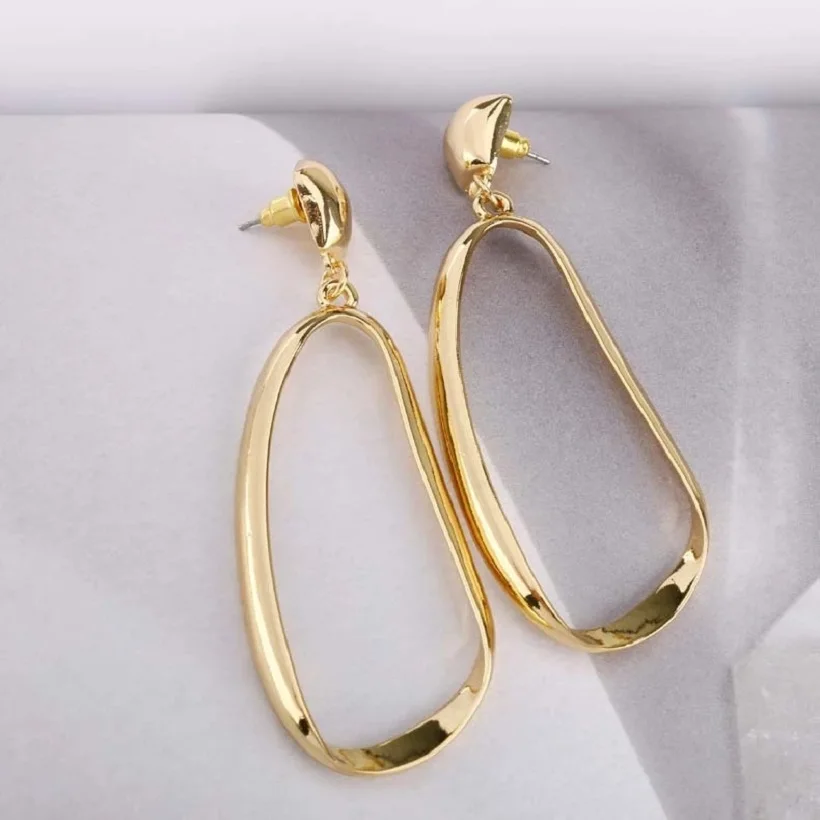 

2020 Fashion Long Style Earring Female Popular Geometric Metal Earrings Exaggerated Atmosphere Simple Earrings