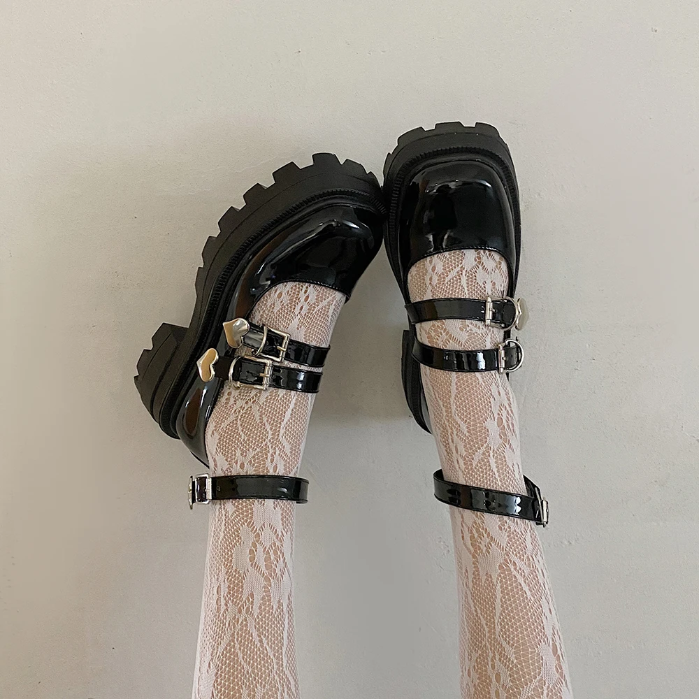 

Vintage Mary Jane Women's Shoes Buckle Strap Metal Decoration Square Toe Patent Leather Boat Shoes Flats Platform Shoes Black