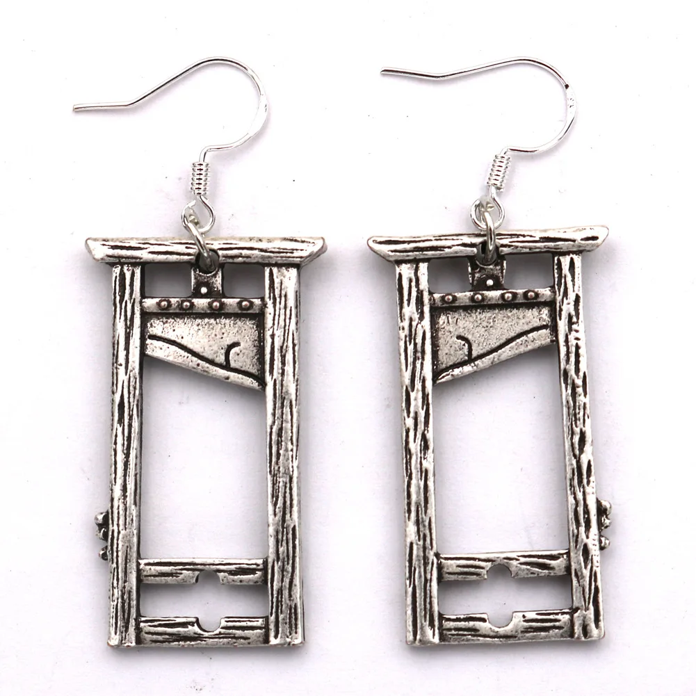 

Super New French Guillotine Metal Earrings Gothic Style Accessories European and American Fashion Jewelry Dropshipping
