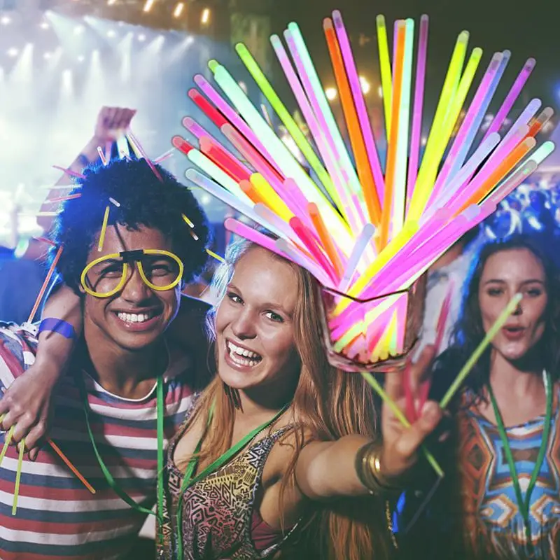 100 шт. Флуоресцентный светильник для вечеринок светится в темноте палочек