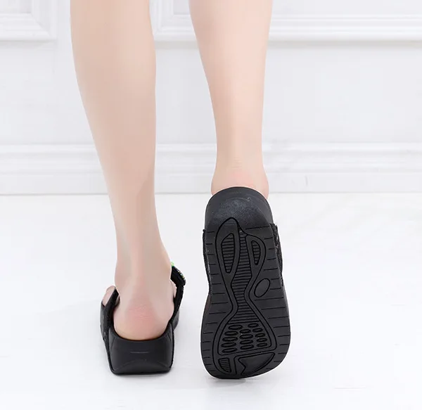 Женские босоножки на танкетке удобные сандалии платформе для отдыха с бусинами