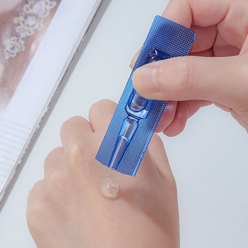 

2ML*20PCS Caviar Seaweed Essence Face Serum Day Night Facial Serum Moisturizing Anti-wrinkle Whitening Brighten Firming Skin