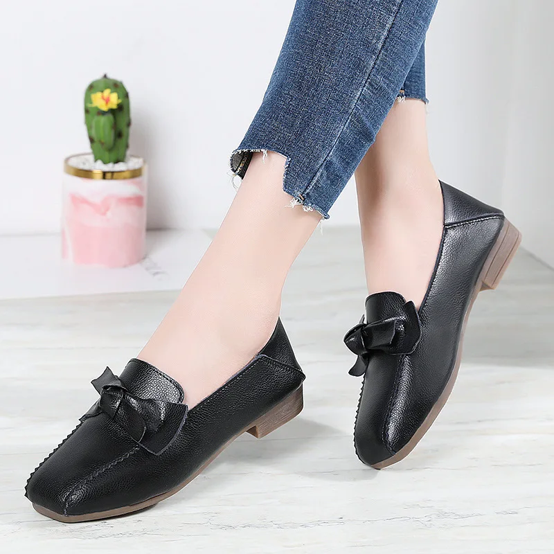 

Spring and Autumn Mom Leather Shoes Leather Soft Soled Flats Comfortable Bow Tendon Sole Shoes Women's Doug Shoes Soft Leather