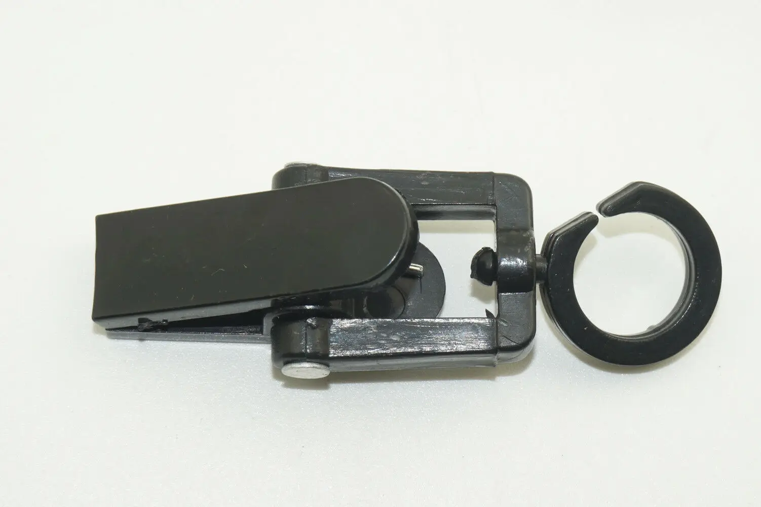 Вешалка-зажим для штор вешалка освесветильник |