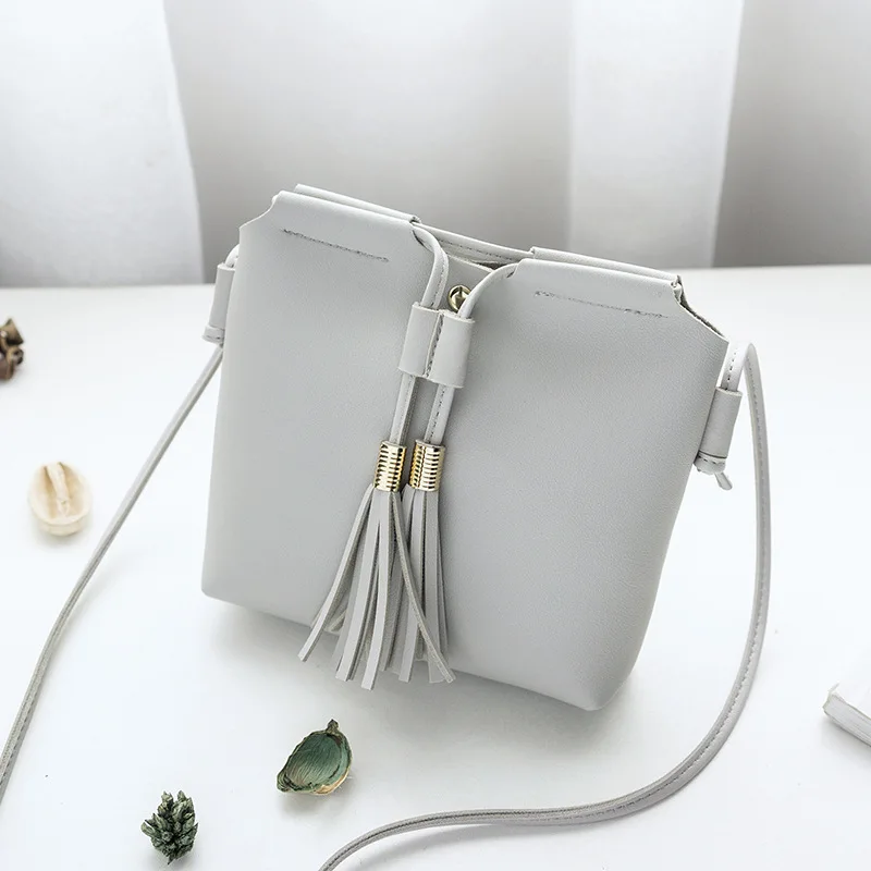 

womens hands fashion 2021 new leisure tassel bucket single shoulder slant span small women's bag purses