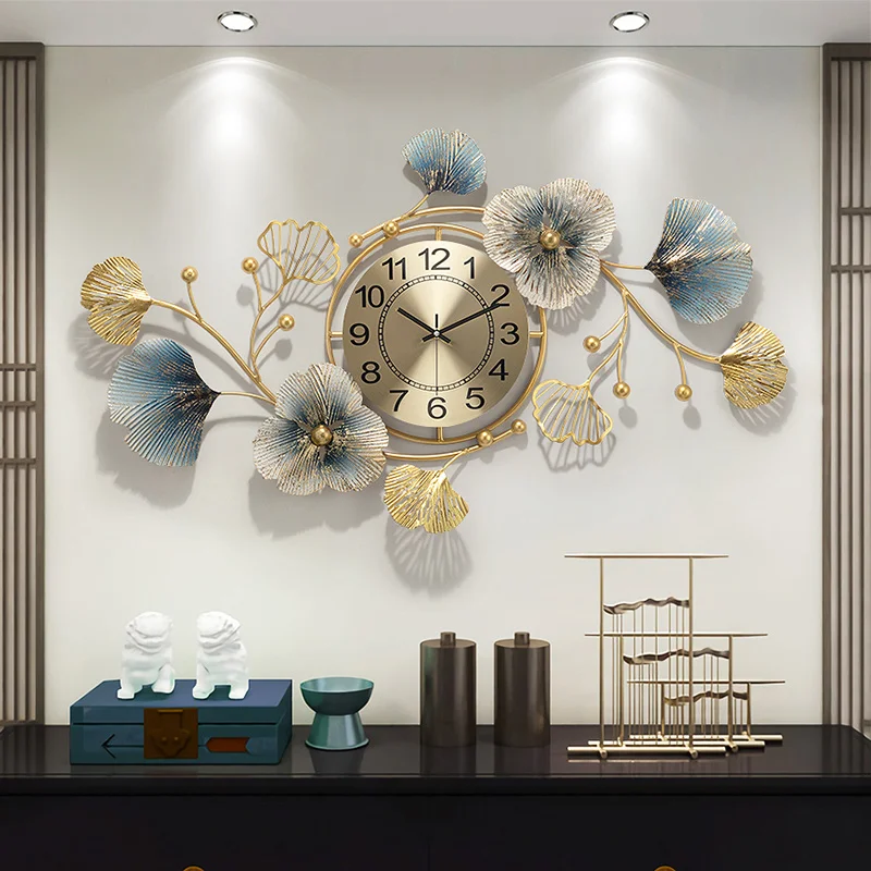 

Metal 3D digital wall clock New Chinese clock fashion creative clock living room study luxury atmosphere ginkgo leaf wall clock