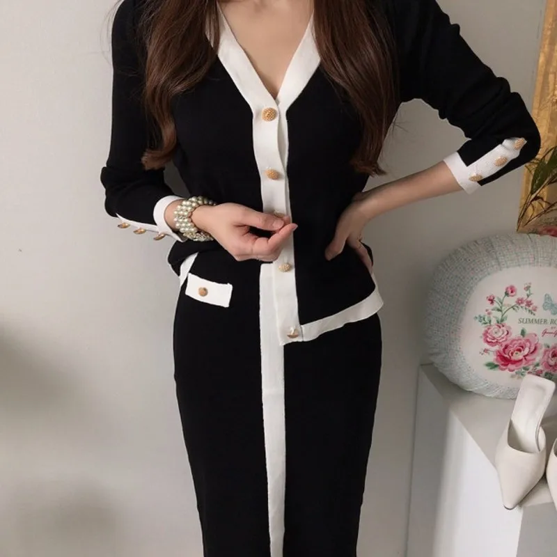 

Женский костюм из двух предметов, подиумный Французский роскошный кардиган с V-образным вырезом и длинным рукавом и элегантная юбка в полос...