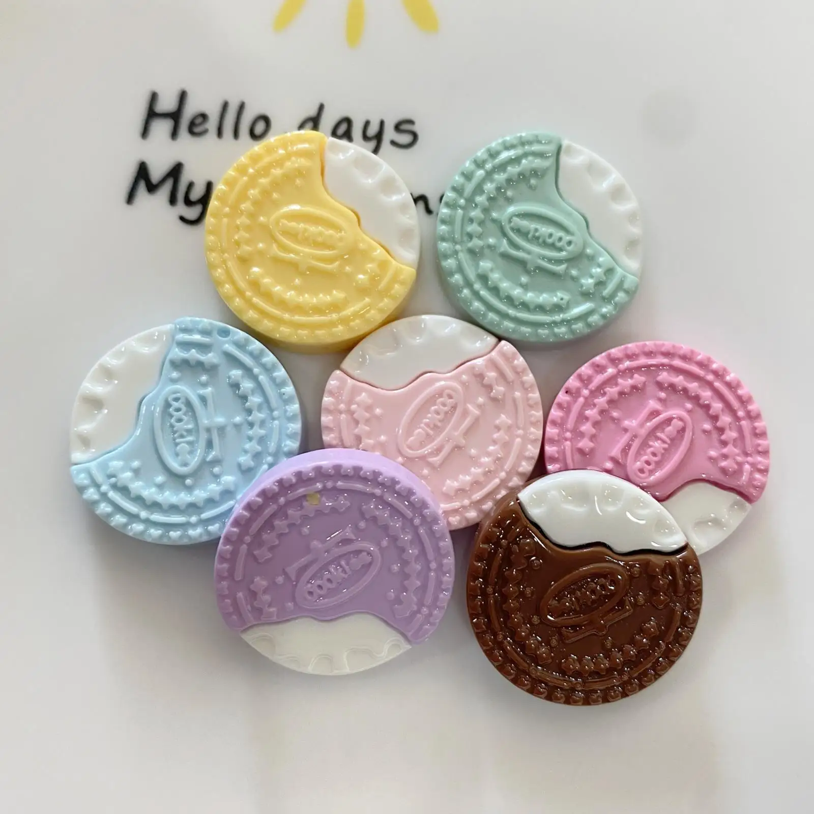 

Кабошоны из смолы с плоской задней стороной, 20 шт.