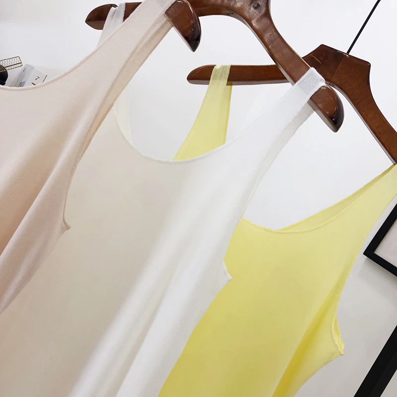 Глауке очень провокационный с коротким солнцезащитным кремом! Летняя женская